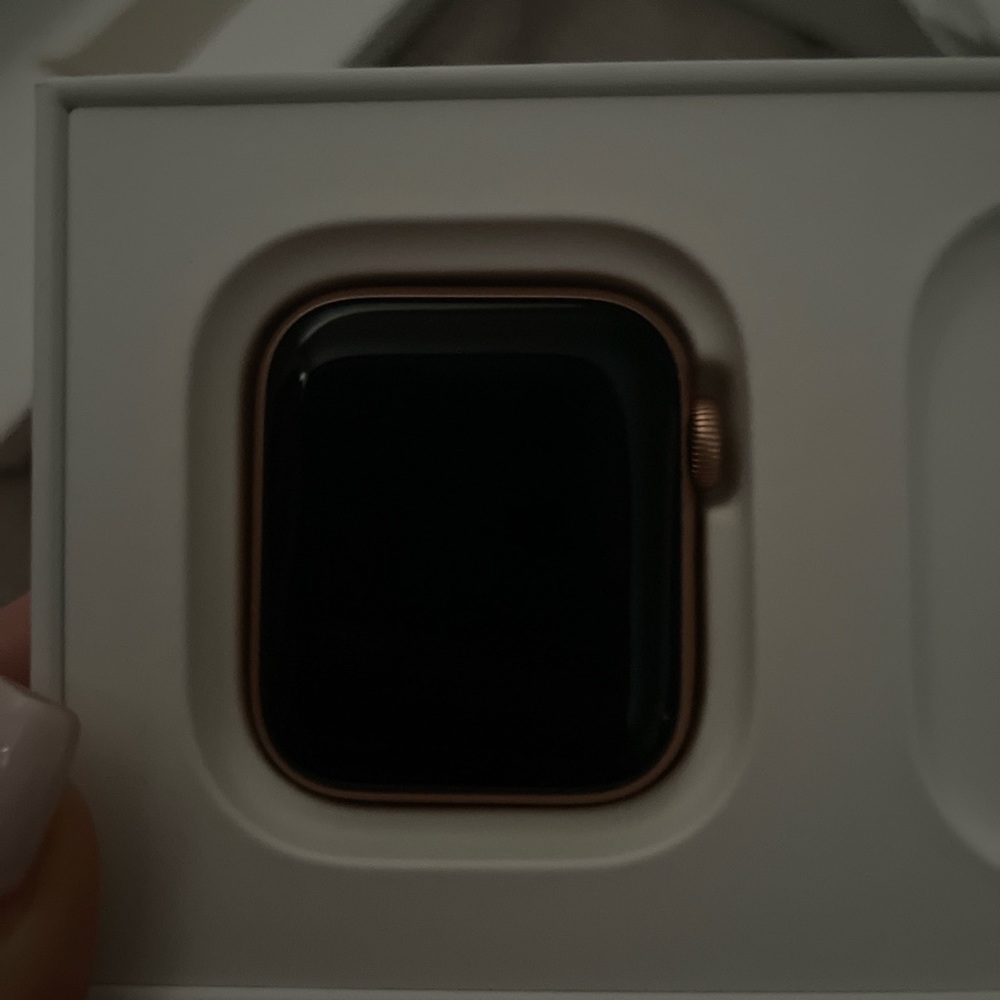 Apple Watch SE Rose Gold